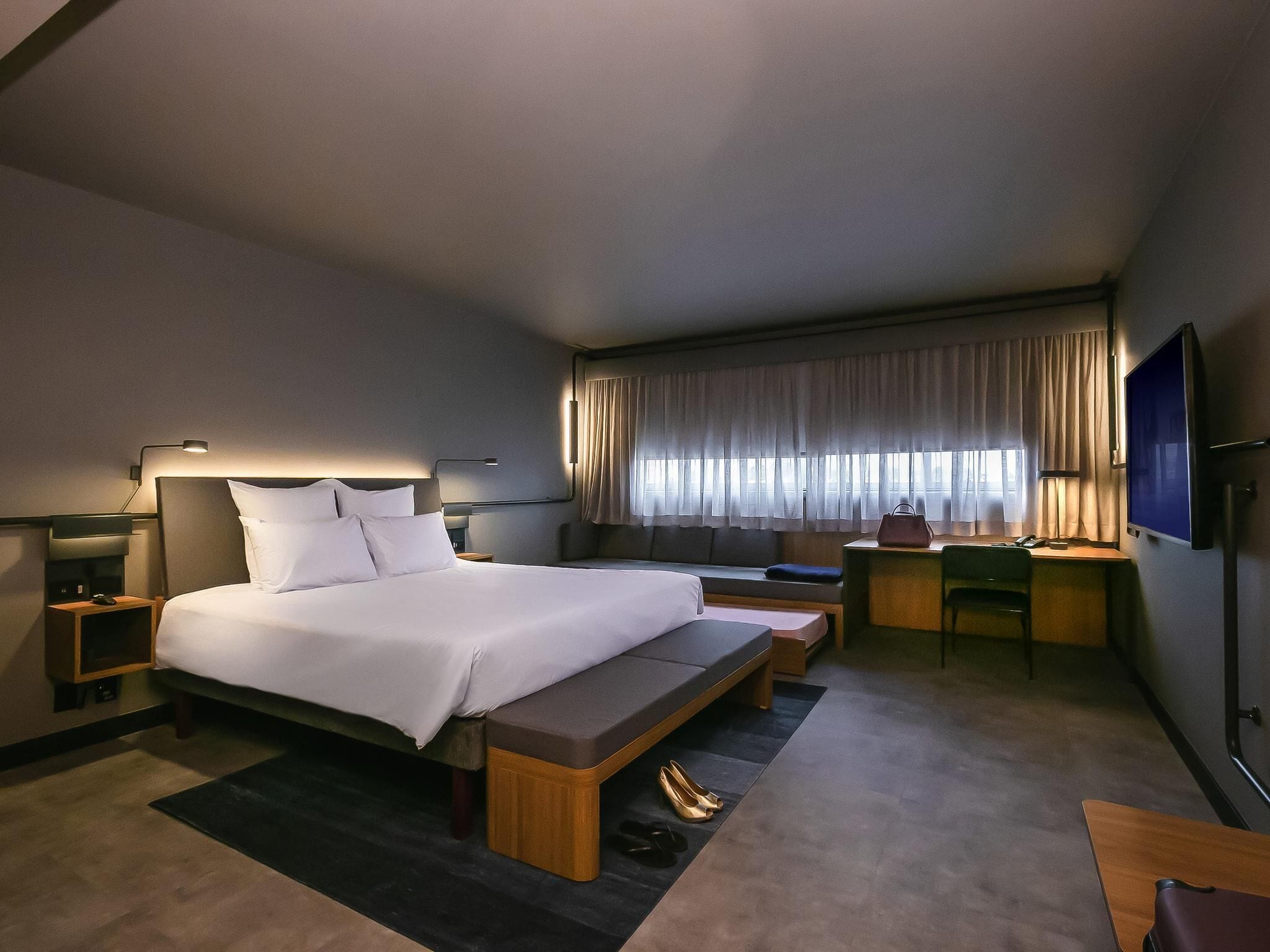 Family Room, 1 King Bed with Sofa bed | Minibar, soundproofing, free WiFi, bed sheets