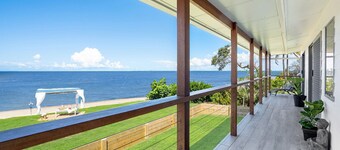 Absolute Beachfront Holiday House