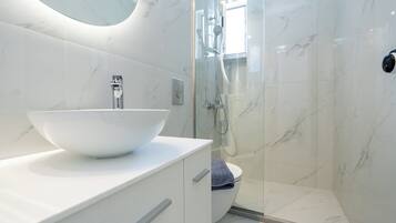 Apartment | Bathroom | Hair dryer