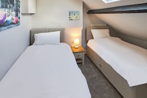 2 Schlafzimmer, Bügeleisen/Bügelbrett, kostenloses WLAN, Bettwäsche