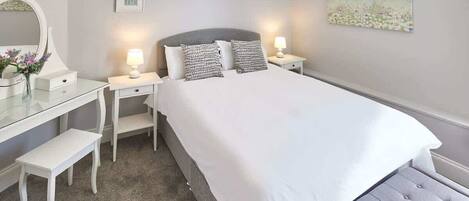 2 chambres, fer et planche Ă repasser, Wi-Fi gratuit, draps fournis