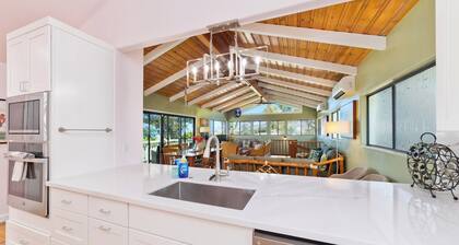 Sleeps 10 guests in Waikoloa Village