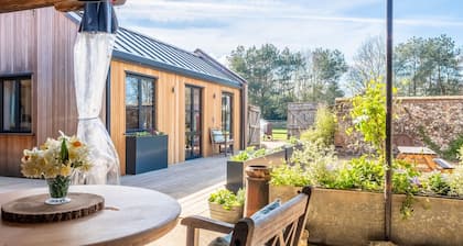 The Able Stables - Sam's Cottage, East Rudham, Norfolk