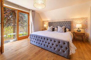 3 soverom, strykejern/-brett, internettilgang og sengetøy