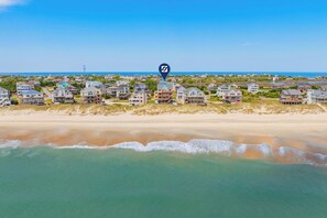 On the beach - Premier Oceanfront Dog Friendly w/ Pool, Elevator, Hot Tub, EV Charger, Game Rm (Hatteras)