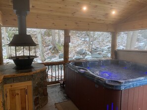 Tina de hidromasaje interior