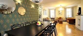 4 bedroom + 2 BTH + sauna + Parking in Old Town