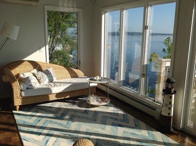 Plum Guide - Bay Bliss