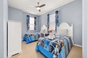 5 bedrooms, iron/ironing board, free WiFi, bed sheets