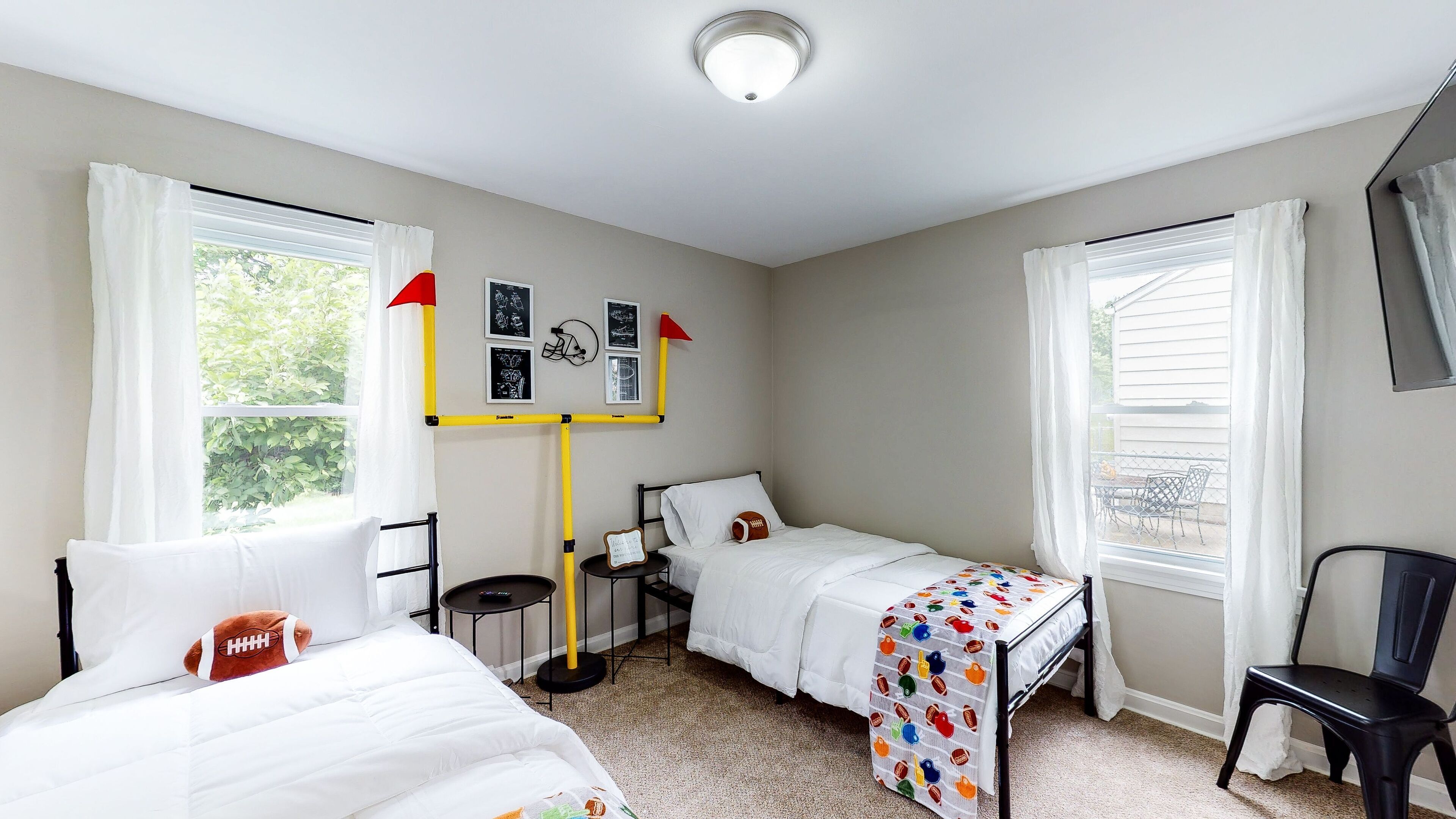 3 Bdrm HOF Getaway - REMODELED 2021