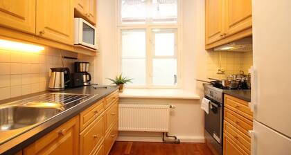 Quiet 2 BR with sauna in heart of Old Town