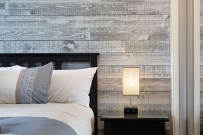 2 chambres, bureau, fer et planche à repasser, accès au Wi-Fi (inclus)