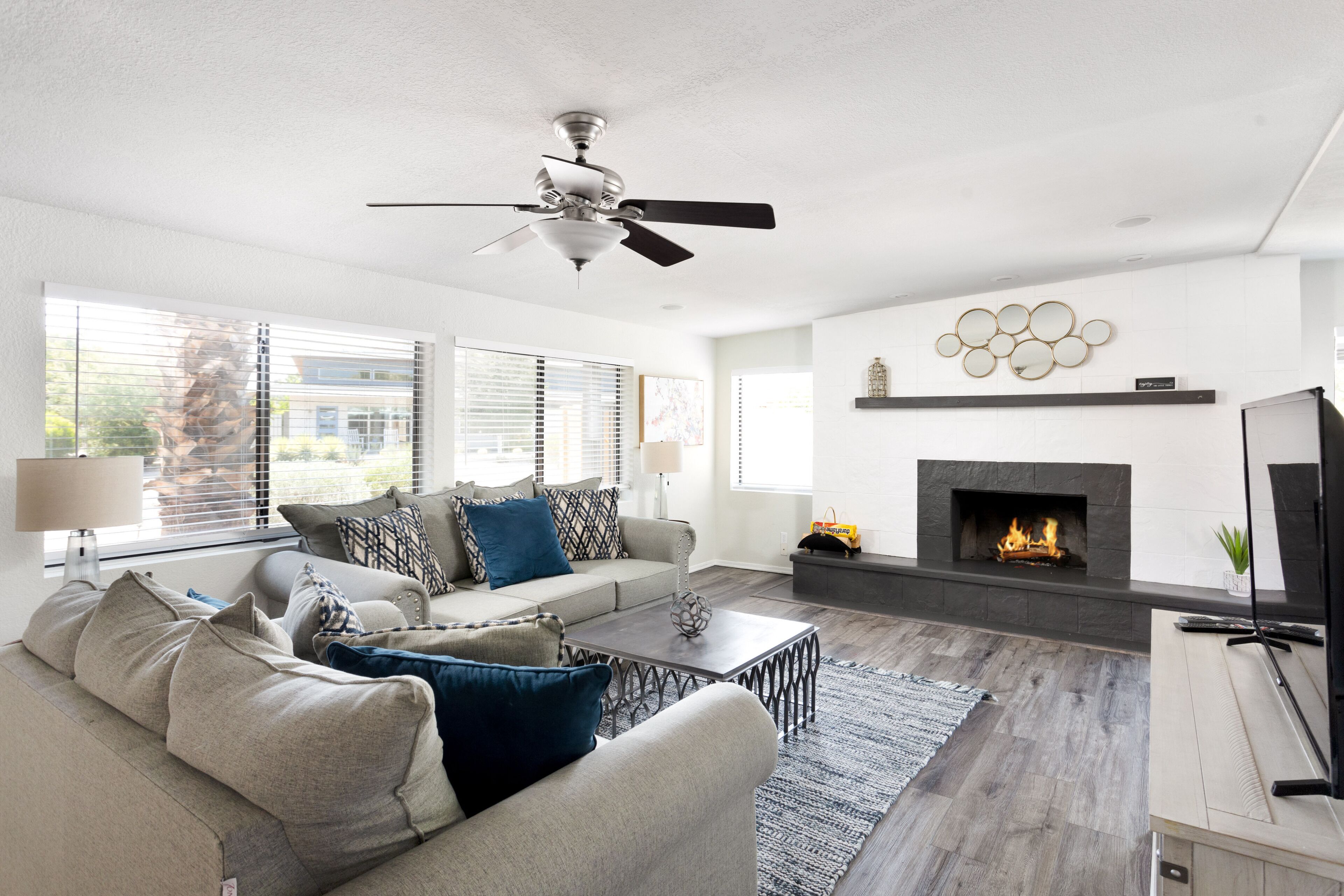 Casa Pasadena~ Walk 2 Oldtown! New Charming home in Paradise Valley with private pool!