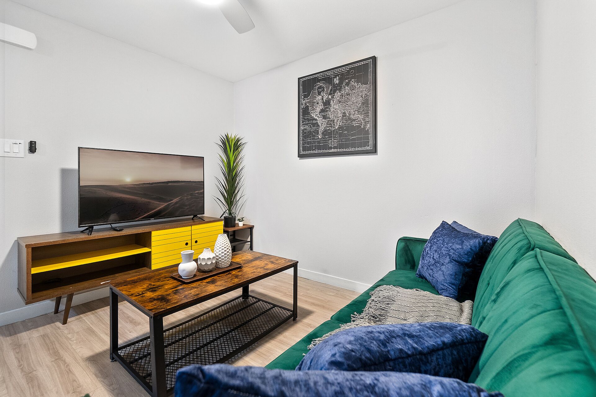 Stylish 2BR in Highland Austin TX 1301
