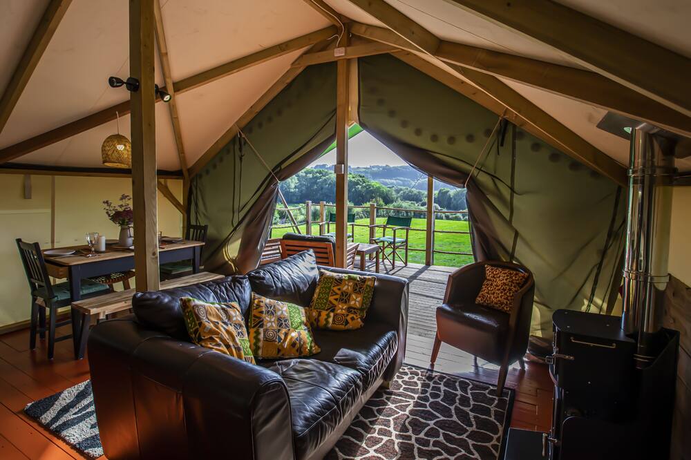 Sublime & Tranquil Safari Lodge - Hakuna Matata!