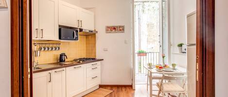 Fridge, microwave, oven, dishwasher