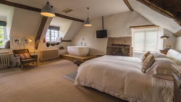 5 bedrooms, iron/ironing board