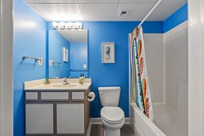 Suihkun ja ammeen yhdistelmä, poreamme