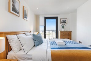 1 Schlafzimmer, Bügeleisen/Bügelbrett