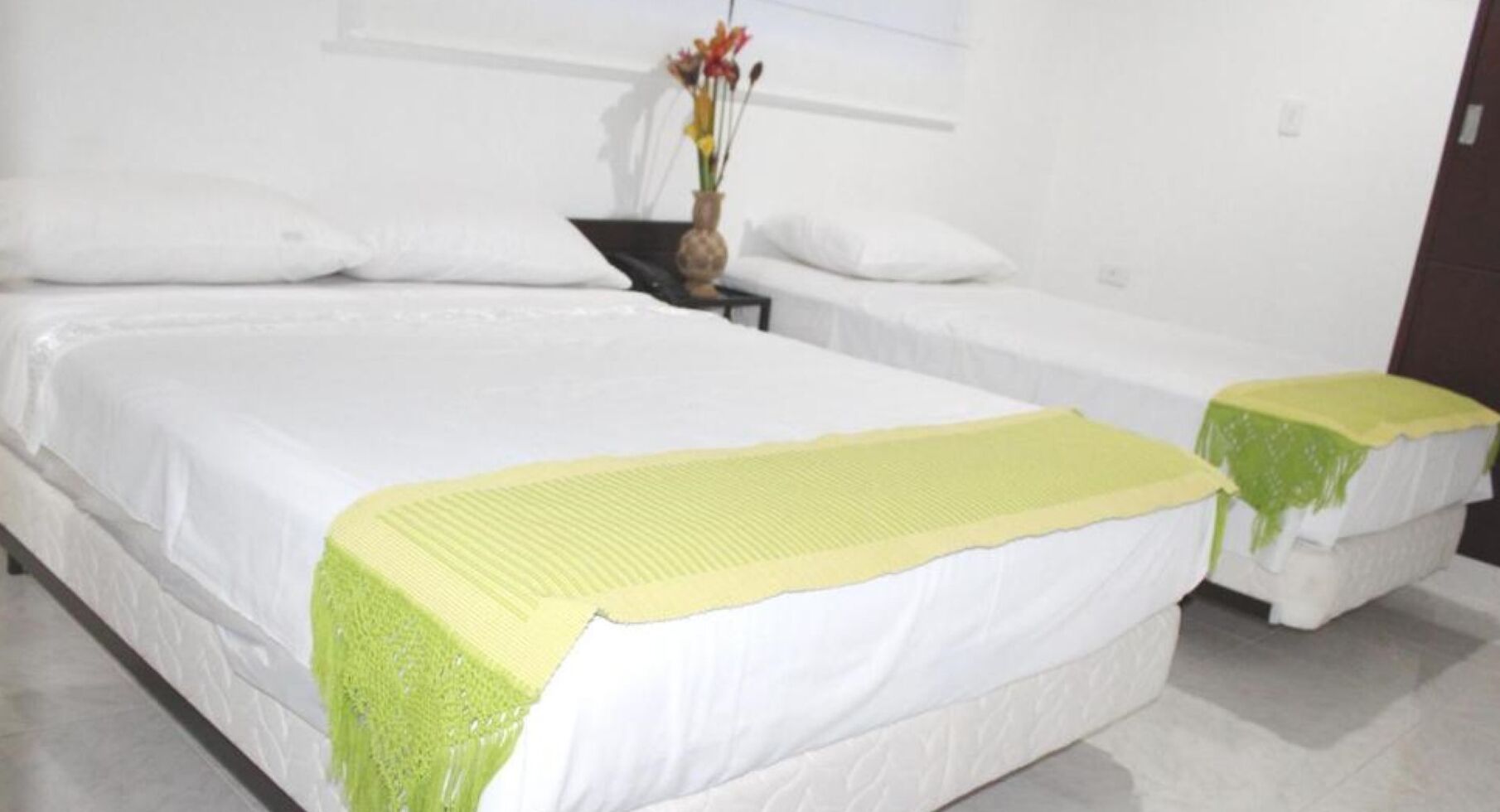 HOTEL CASA PABLO, ECOLOGICAL AND 100% HUILENSE