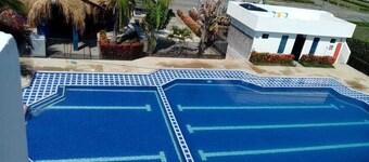 SUITE IN BEAUTIFUL COUNTRY CONDO 