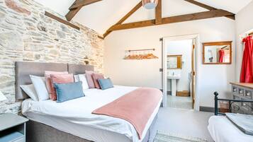 1 bedroom, iron/ironing board