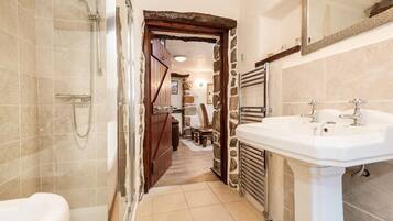 Bathtub