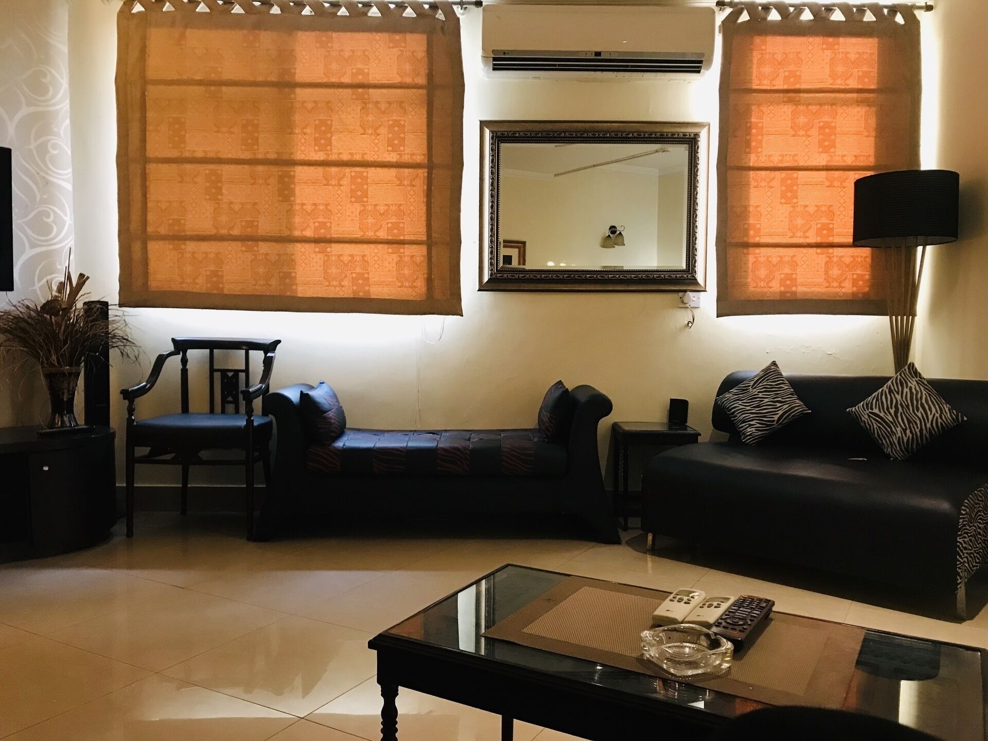 Apartment | Living room | 30-inch TV with digital channels