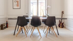 Dining - Plum Guide - The Grand Piano (Copenhagen)