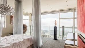 3 Schlafzimmer, Bügeleisen/Bügelbrett