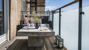 Outdoor dining - Plum Guide - Still Life (Copenhagen)