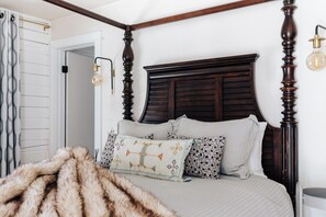 5 chambres, fer et planche Ă repasser