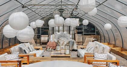 Plum Guide - Aspen Glass