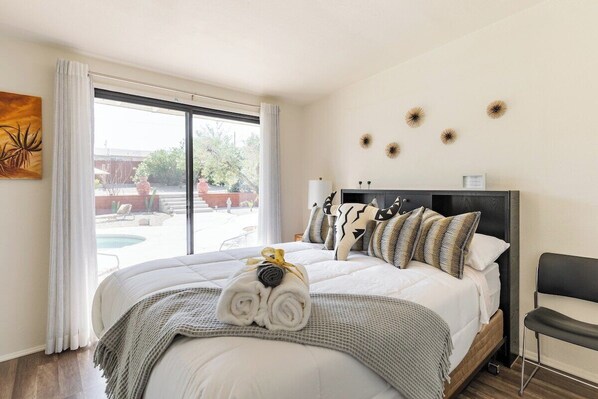 4 bilik tidur, seterika/papan seterika