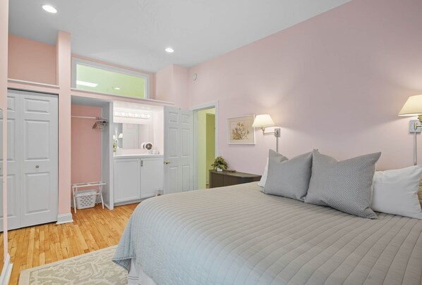 Unclassified image, 1 of 87, button - Crystal Calm, Suite 2 (Beulah)
