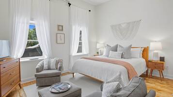 WiFi, bed sheets