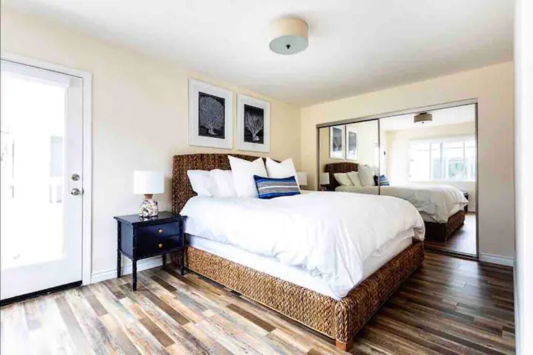 Islandview Beach House, Hollywood Beach, Oxnard CA