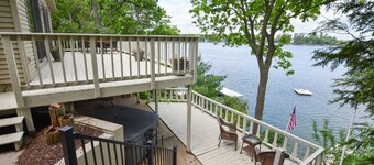 Amazing Views on Big Silver Lake with Kayaks Hot tub &Maui Mat