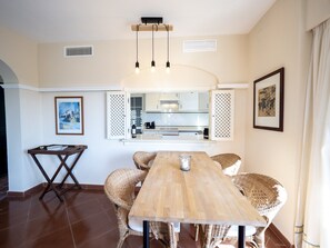 Dining - Hoyo I Penthouse - Isla Canela Golf GHHI16B5P81 (Isla Canela)