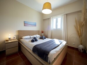 Iron/ironing board, free WiFi, bed sheets - Hoyo I Penthouse - Isla Canela Golf GHHI16B5P81 (Isla Canela)