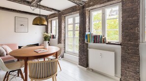 Interior - Plum Guide - Arigatou (Copenhagen)