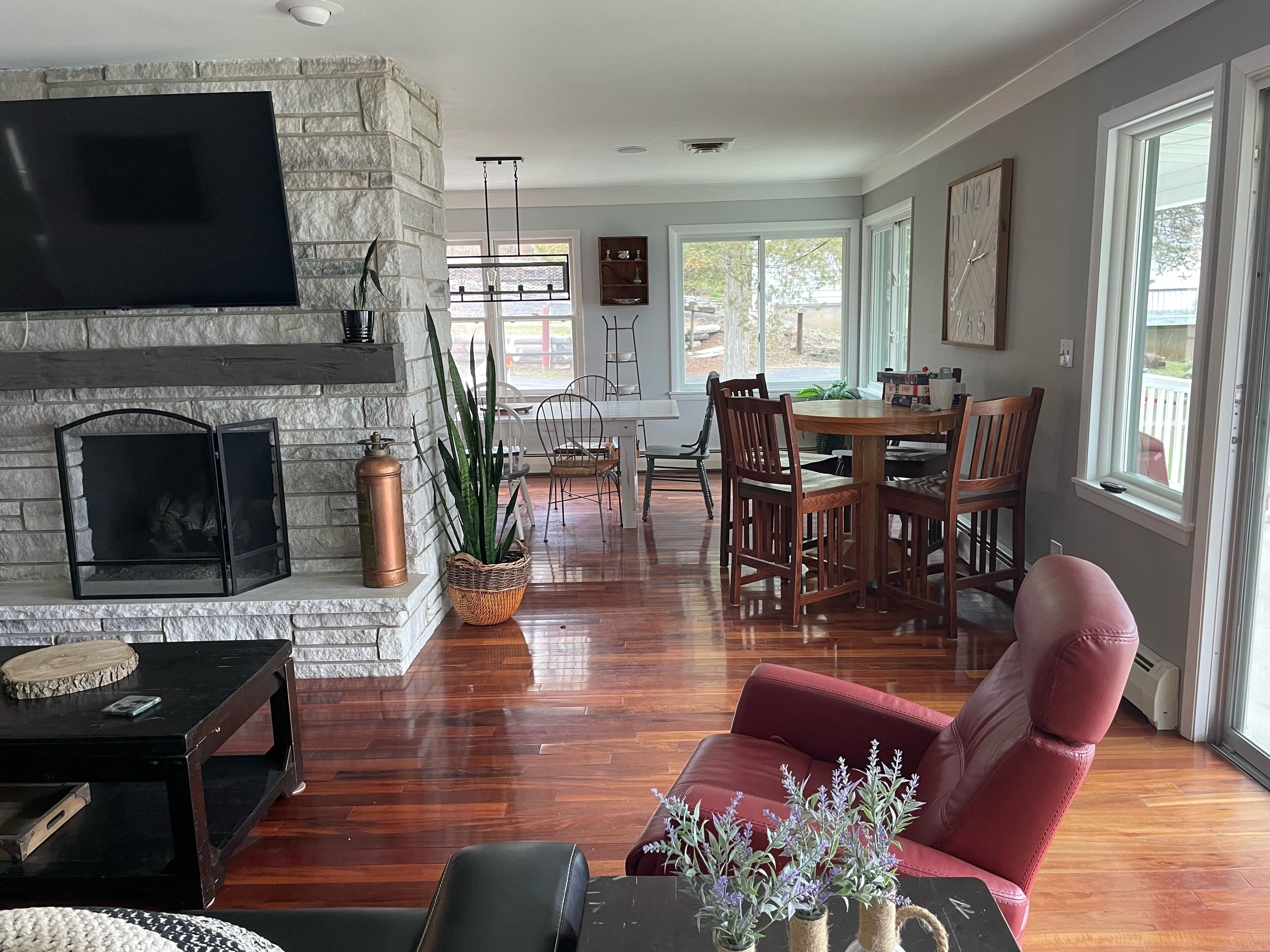 Lake Wisconsin - Sunset Bay Stunner