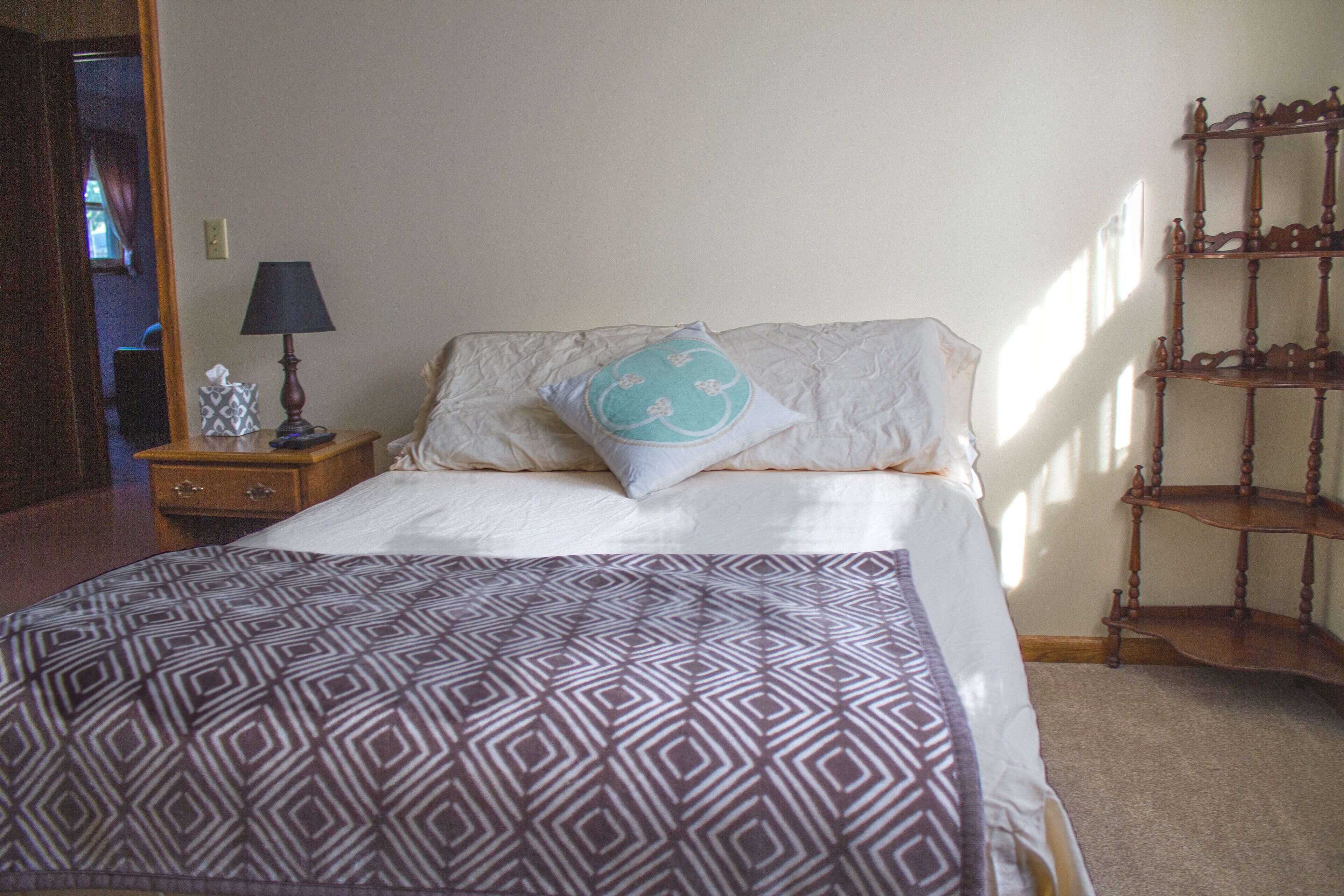 Kansas home away from home near Main Street McPherson, handicap accessible<br>