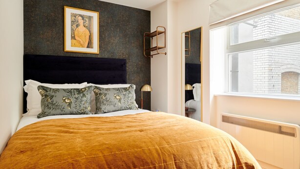 Room - Plum Guide - Lemon Tonic (London)