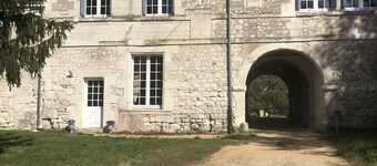 Charmant Gite Lumineux en rez de. Jardin