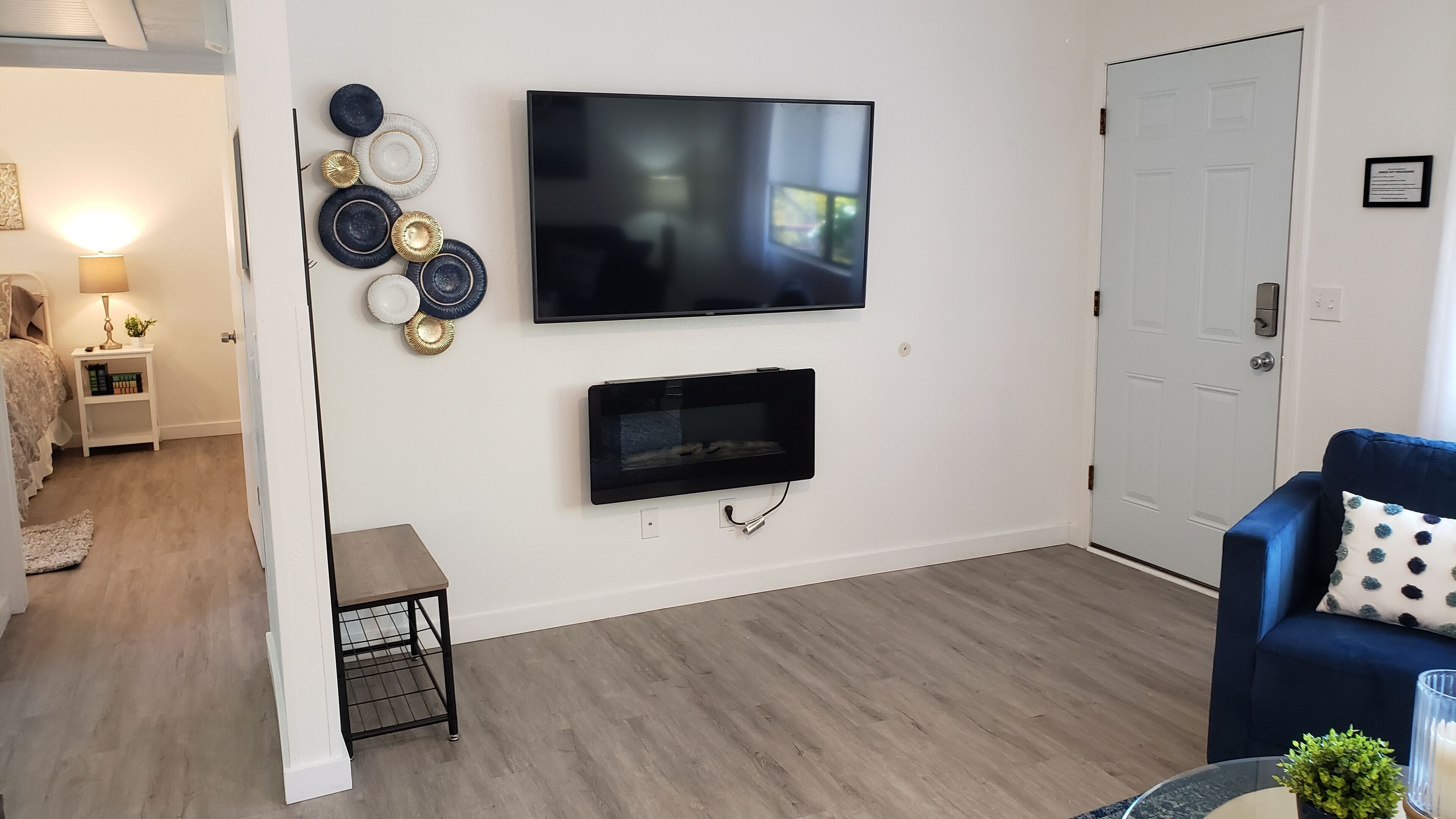 The Lincoln Continental located in the heart of  Historic Prescott!