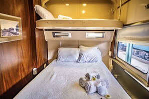 4 bedrooms, iron/ironing board, free WiFi, bed sheets - Enjoy a Night at the Galveston Museum aboard the Historic Bonnie Brook Rail Car (Galveston)