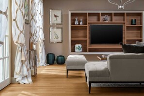 Fernseher