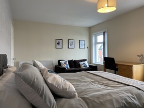 4 bedrooms, iron/ironing board, travel cot, free WiFi