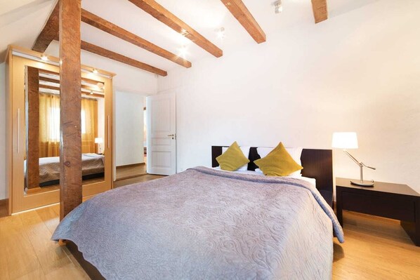 2 bedrooms